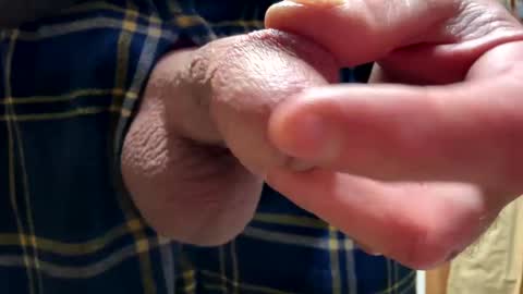 Snapshot of huskey300 chatting on 02/08/25, 02:38 huskey300 online show from 02/08/25, 02:38