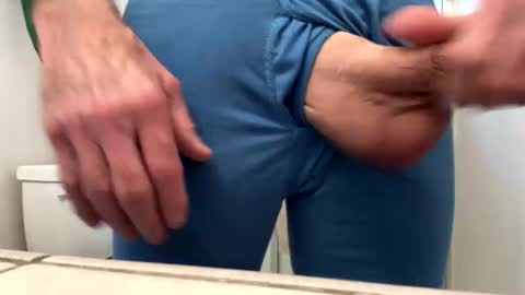 Snapshot of huskey300 chatting on 01/08/26, 04:42 huskey300 online show from 01/08/26, 04:42