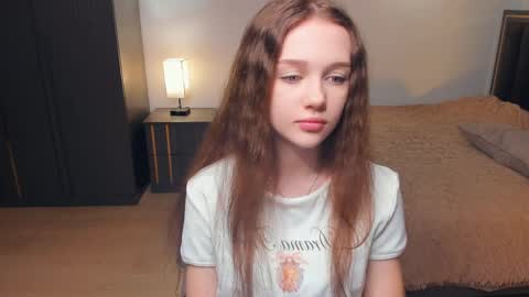 Snapshot of hwadwellingham chatting on 04/07/26, 06:14 Lily online show from 04/07/26, 06:14