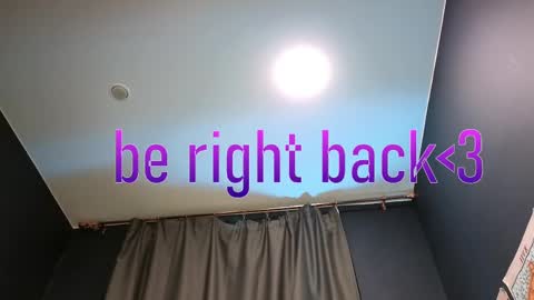 Snapshot of hyeon_jin chatting on 01/14/25, 11:58 Hyeon Jin online show from 01/14/25, 11:58