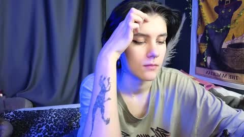 Snapshot of hyeon_jin chatting on 02/07/25, 03:23 Hyeon Jin online show from 02/07/25, 03:23