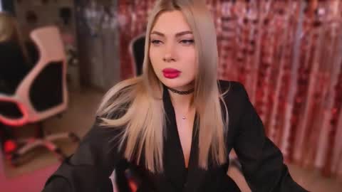 hyileyclark online show from 02/06/26, 09:23