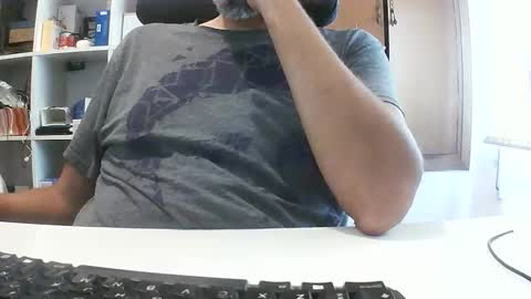 Hyperpau online show from 09/10/25, 07:30