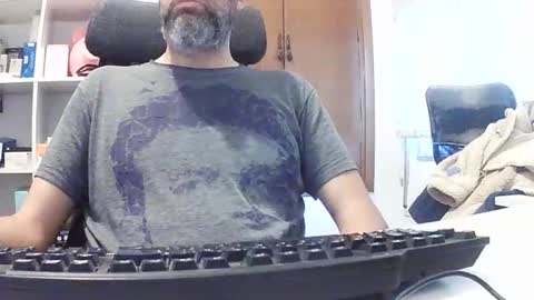 Hyperpau online show from 11/16/25, 07:03