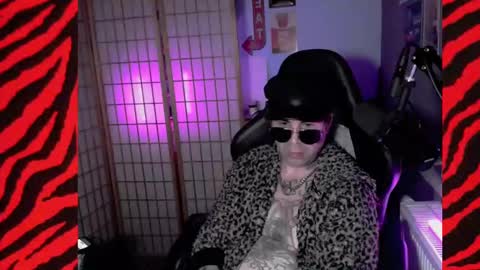 Mistress Magenta online show from 01/11/25, 06:44