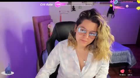 Hello Im Julieta Im 25 years old and I love being here. Thank you for visiting my living room. The only rule is that you hap online show from 09/09/25, 02:33