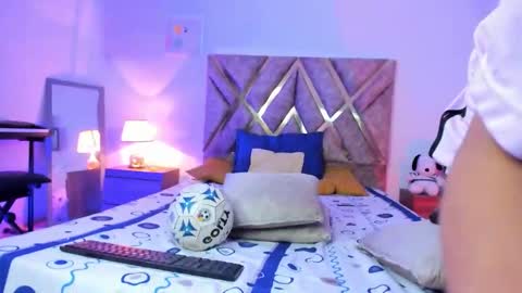 Son Hyunjin online show from 03/13/26, 02:45