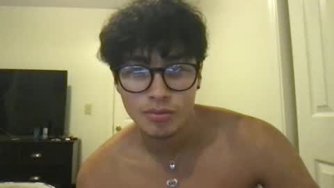 Snapshot of hyunluv chatting on 09/15/25, 07:41 hyunluv online show from 09/15/25, 07:41