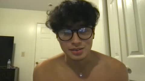 Snapshot of hyunluv chatting on 09/29/25, 05:23 hyunluv online show from 09/29/25, 05:23