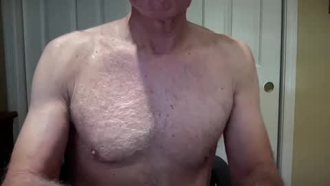 Snapshot of i8bgcq chatting on 01/22/25, 06:20 The Talented Mr. DILFy online show from 01/22/25, 06:20