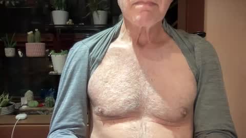 Snapshot of i8bgcq chatting on 01/27/25, 05:14 The Talented Mr. DILFy online show from 01/27/25, 05:14