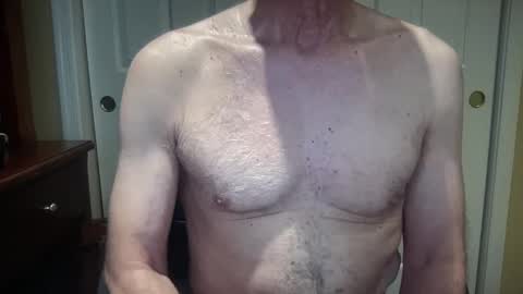 Snapshot of i8bgcq chatting on 09/10/25, 01:44 The Talented Mr. DILFy online show from 09/10/25, 01:44