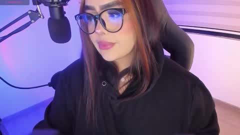 Snapshot of i_am_ari chatting on 02/03/26, 01:48 Ari online show from 02/03/26, 01:48