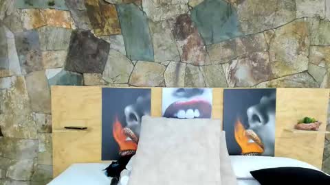 Snapshot of i_am_dolls chatting on 02/10/25, 05:47 The Dolls online show from 02/10/25, 05:47