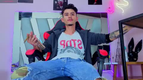 kelvis online show from 01/17/26, 06:18