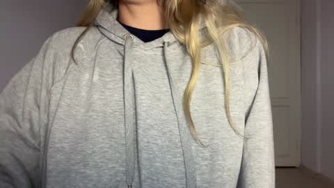 Snapshot of i_am_madi chatting on 01/13/25, 02:42 Madi Goddess Madi Mistress Madison online show from 01/13/25, 02:42