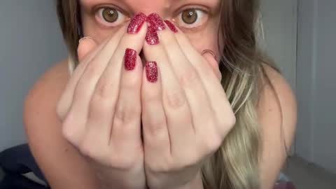 Snapshot of i_am_madi chatting on 02/19/25, 02:01 Madi Goddess Madi Mistress Madison online show from 02/19/25, 02:01