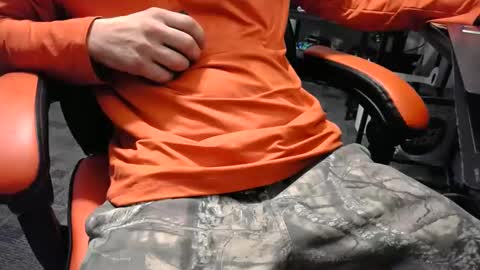 Snapshot of i_am_only_human chatting on 12/01/24, 04:29 lucifer online show from 12/01/24, 04:29