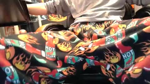 Snapshot of i_am_only_human chatting on 11/01/25, 02:30 lucifer online show from 11/01/25, 02:30