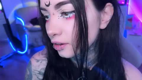 Snapshot of i_died_again chatting on 11/01/25, 09:11 Asya online show from 11/01/25, 09:11