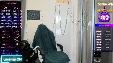 Snapshot of i_esus chatting on 01/15/25, 11:00 Olivia Alafolix- Fr--je parle fr -en online show from 01/15/25, 11:00