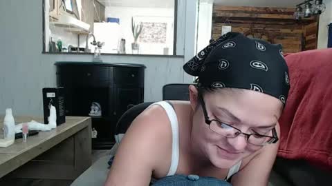 Snapshot of i_fetishize_u chatting on 01/30/25, 07:26 ShortStuff online show from 01/30/25, 07:26