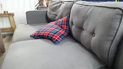 Snapshot of i_fetishize_u chatting on 02/11/25, 05:18 ShortStuff online show from 02/11/25, 05:18