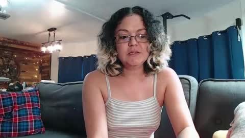 Snapshot of i_fetishize_u chatting on 02/12/25, 10:04 ShortStuff online show from 02/12/25, 10:04