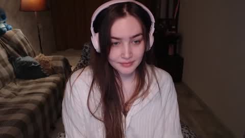 Snapshot of i_love_icecream chatting on 12/11/24, 11:41 elisabeth online show from 12/11/24, 11:41