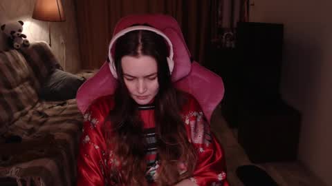 Snapshot of i_love_icecream chatting on 01/06/25, 01:52 elisabeth online show from 01/06/25, 01:52