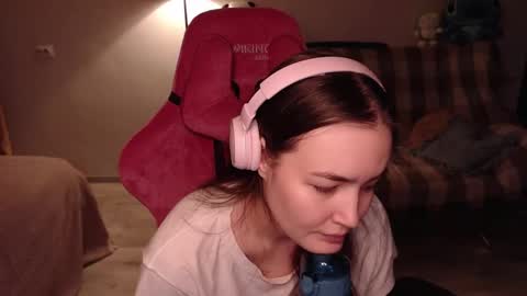 Snapshot of i_love_icecream chatting on 02/05/25, 04:58 elisabeth online show from 02/05/25, 04:58