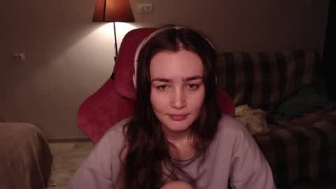 Snapshot of i_love_icecream chatting on 03/01/25, 04:54 elisabeth online show from 03/01/25, 04:54