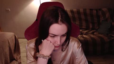 Snapshot of i_love_icecream chatting on 03/09/25, 01:48 elisabeth online show from 03/09/25, 01:48