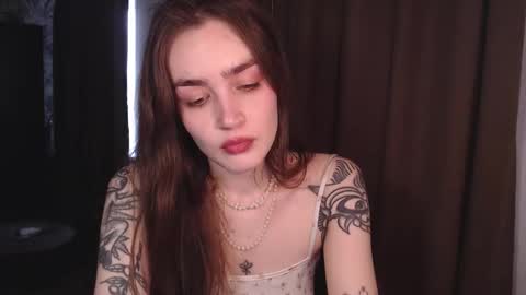 Snapshot of i_love_icecream chatting on 09/26/25, 12:53 elisabeth online show from 09/26/25, 12:53