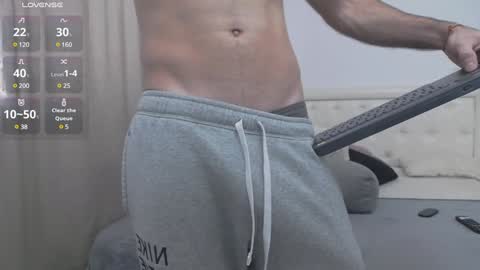 Snapshot of i_m_phillip_grey chatting on 01/05/25, 12:31 Phillip online show from 01/05/25, 12:31