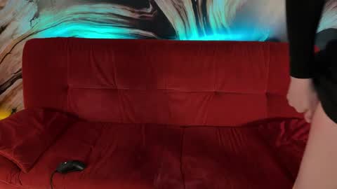 Aline online show from 05/15/26, 07:32