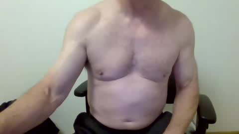 Snapshot of i_was_a_shy_dad chatting on 10/17/25, 12:52 i_was_a_shy_dad online show from 10/17/25, 12:52