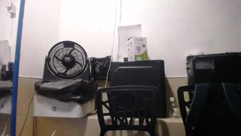 Snapshot of iaandalton chatting on 11/29/25, 03:09 iaandalton online show from 11/29/25, 03:09