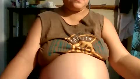 Snapshot of iam_jana chatting on 12/15/25, 01:32 iam_jana online show from 12/15/25, 01:32