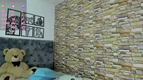 Snapshot of iam_luisa_ chatting on 11/01/25, 03:52 Luisa online show from 11/01/25, 03:52