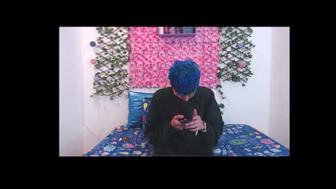 Snapshot of iam_lukas__ chatting on 09/19/25, 04:36 iam_lukas__ online show from 09/19/25, 04:36