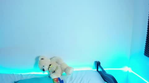 Snapshot of iam_naho chatting on 05/19/26, 10:05 NAHO online show from 05/19/26, 10:05