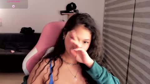 On instagram Imm  NikkiHelp me reach 100 likes online show from 09/14/25, 04:55