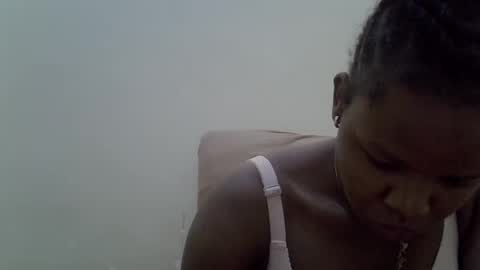 Snapshot of iam_nisa chatting on 06/15/26, 11:34 iam_nisa online show from 06/15/26, 11:34