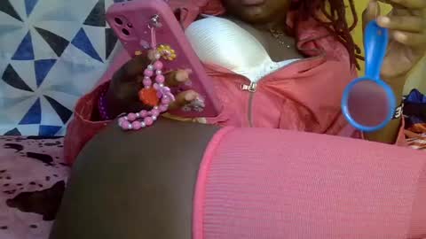 Snapshot of iam_nisa chatting on 07/14/26, 10:21 iam_nisa online show from 07/14/26, 10:21