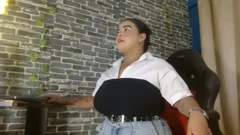 Samy online show from 11/11/25, 11:21