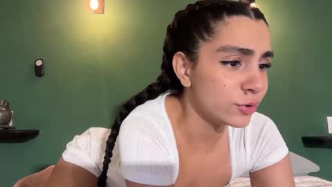 Eva online show from 10/09/25, 01:47