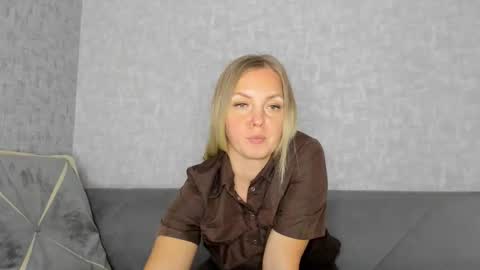 Snapshot of iam_venus chatting on 09/18/25, 01:24 Venus online show from 09/18/25, 01:24