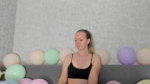 Snapshot of iam_venus chatting on 10/04/25, 03:10 Venus online show from 10/04/25, 03:10