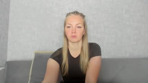 Snapshot of iam_venus chatting on 11/16/25, 08:42 Venus online show from 11/16/25, 08:42